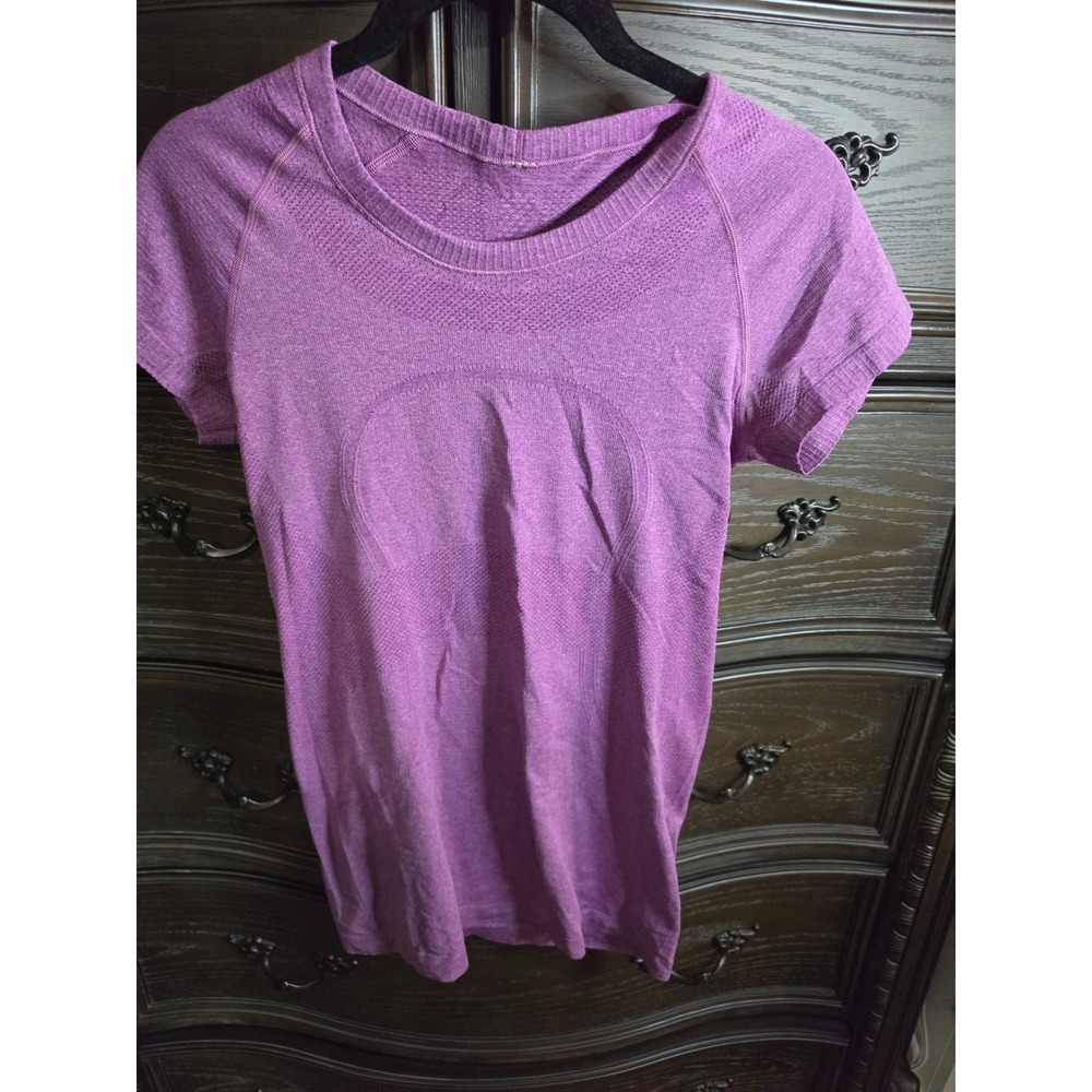 Lululemon Swiftly Tech Short Sleeve Crew Purple Heathered Running Shirt Size 6
